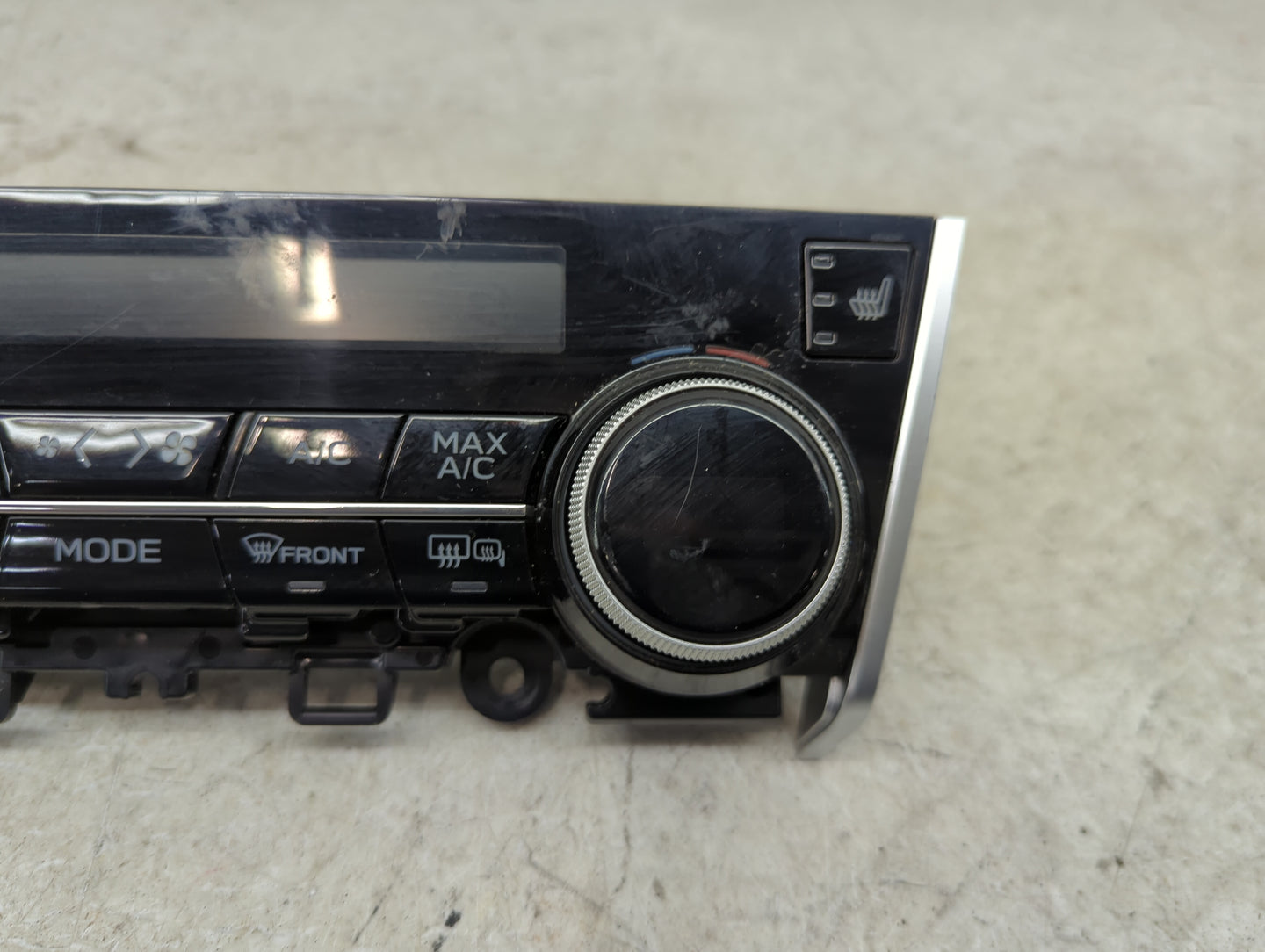 2018-2019 Subaru Legacy Climate Control Module Temperature AC/Heater Replacement Fits Fits 2018 2019 OEM Used Auto Parts - O