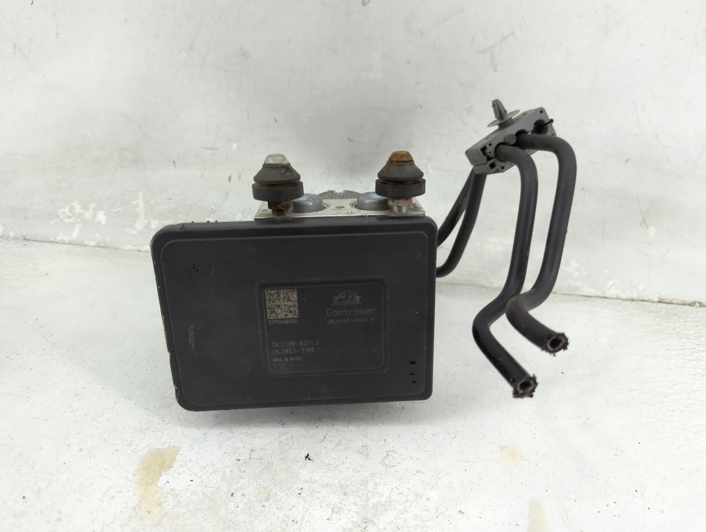 2018 Subaru Legacy ABS Pump Control Module Replacement P/N:27536AL07A 28.5165-8601.3, 06.2109-8371.3, 06.2623-3386.1 Fits OE
