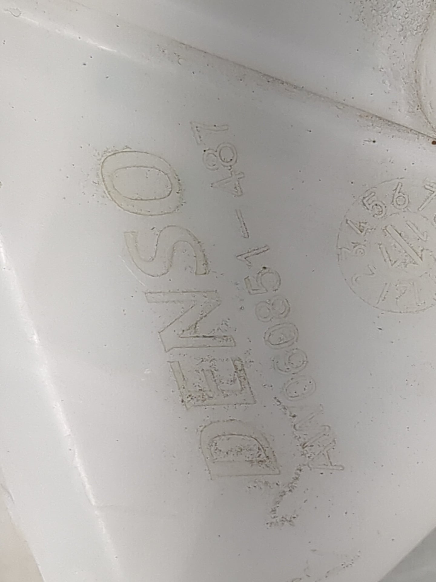 2015-2019 Subaru Legacy Windshield Washer Fluid Reservoir Bottle Oem 1474194 - Oemusedautoparts1.com