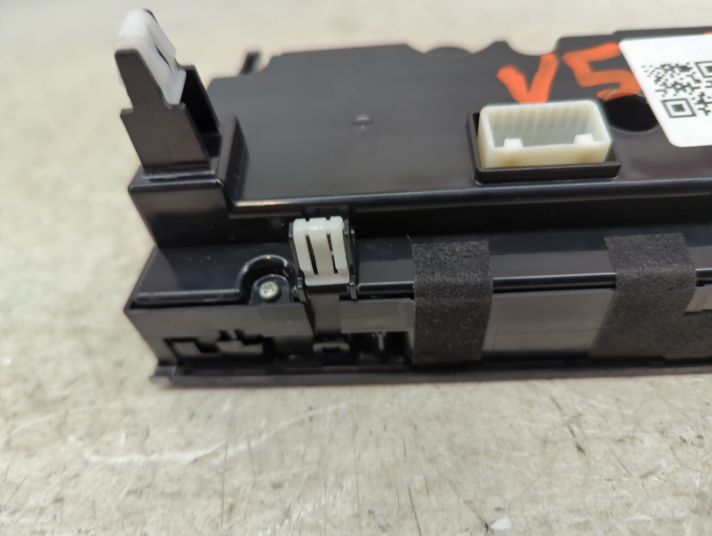 2018-2019 Subaru Legacy Climate Control Module Temperature AC/Heater Replacement Fits Fits 2018 2019 OEM Used Auto Parts - O