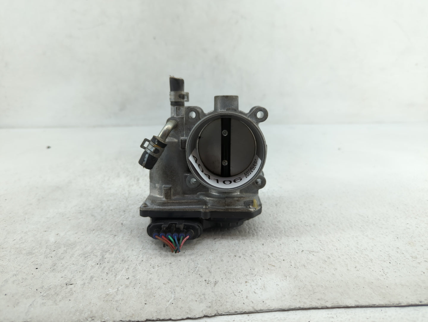 2013-2019 Subaru Legacy Throttle Body P/N:16112AA38A Fits Fits 2013 2014 2015 2016 2017 2018 2019 OEM Used Auto Parts - Oemu