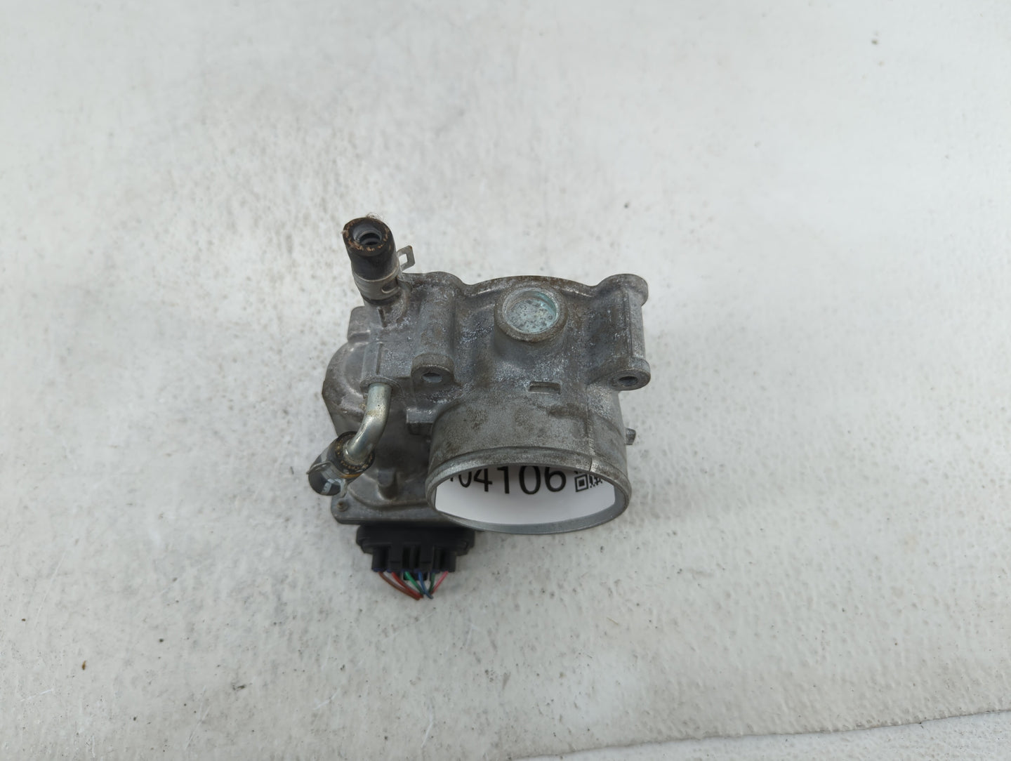2013-2019 Subaru Legacy Throttle Body P/N:16112AA38A Fits Fits 2013 2014 2015 2016 2017 2018 2019 OEM Used Auto Parts - Oemu
