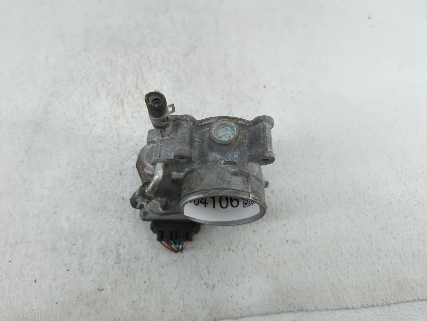 2013-2019 Subaru Legacy Throttle Body P/N:16112AA38A Fits Fits 2013 2014 2015 2016 2017 2018 2019 OEM Used Auto Parts - Oemu