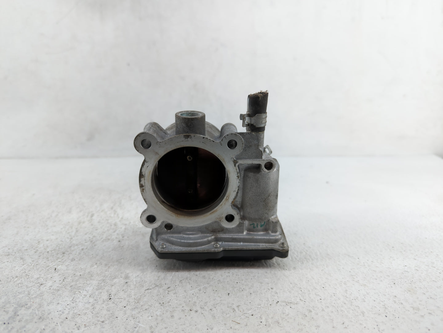 2013-2019 Subaru Legacy Throttle Body P/N:16112AA38A Fits Fits 2013 2014 2015 2016 2017 2018 2019 OEM Used Auto Parts - Oemu