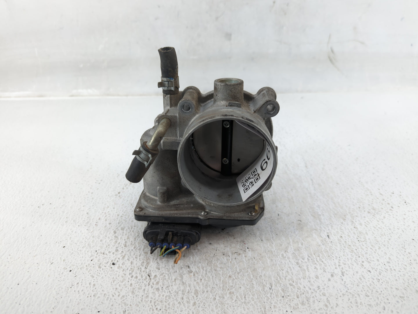 2010-2019 Subaru Legacy Throttle Body P/N:16112AA320 Fits Fits 2010 2011 2012 2013 2014 2015 2016 2017 2018 2019 OEM Used Au