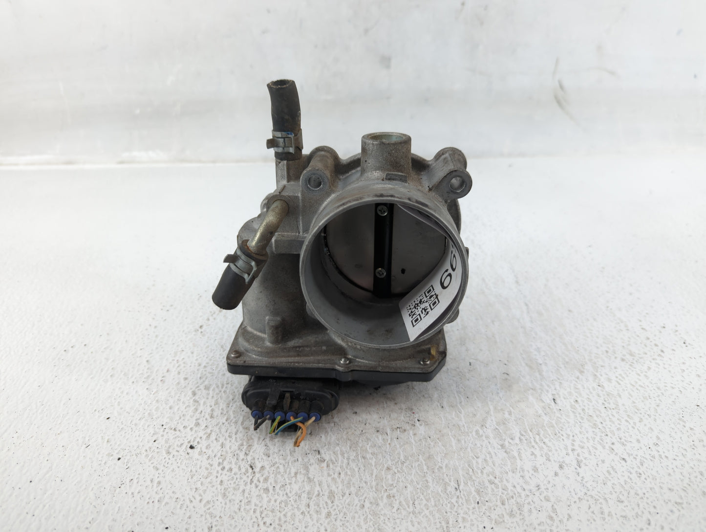 2010-2019 Subaru Legacy Throttle Body P/N:16112AA320 Fits Fits 2010 2011 2012 2013 2014 2015 2016 2017 2018 2019 OEM Used Au