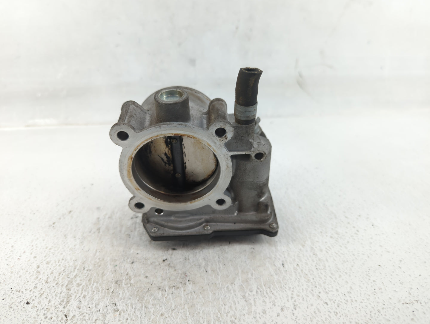 2010-2019 Subaru Legacy Throttle Body P/N:16112AA320 Fits Fits 2010 2011 2012 2013 2014 2015 2016 2017 2018 2019 OEM Used Au