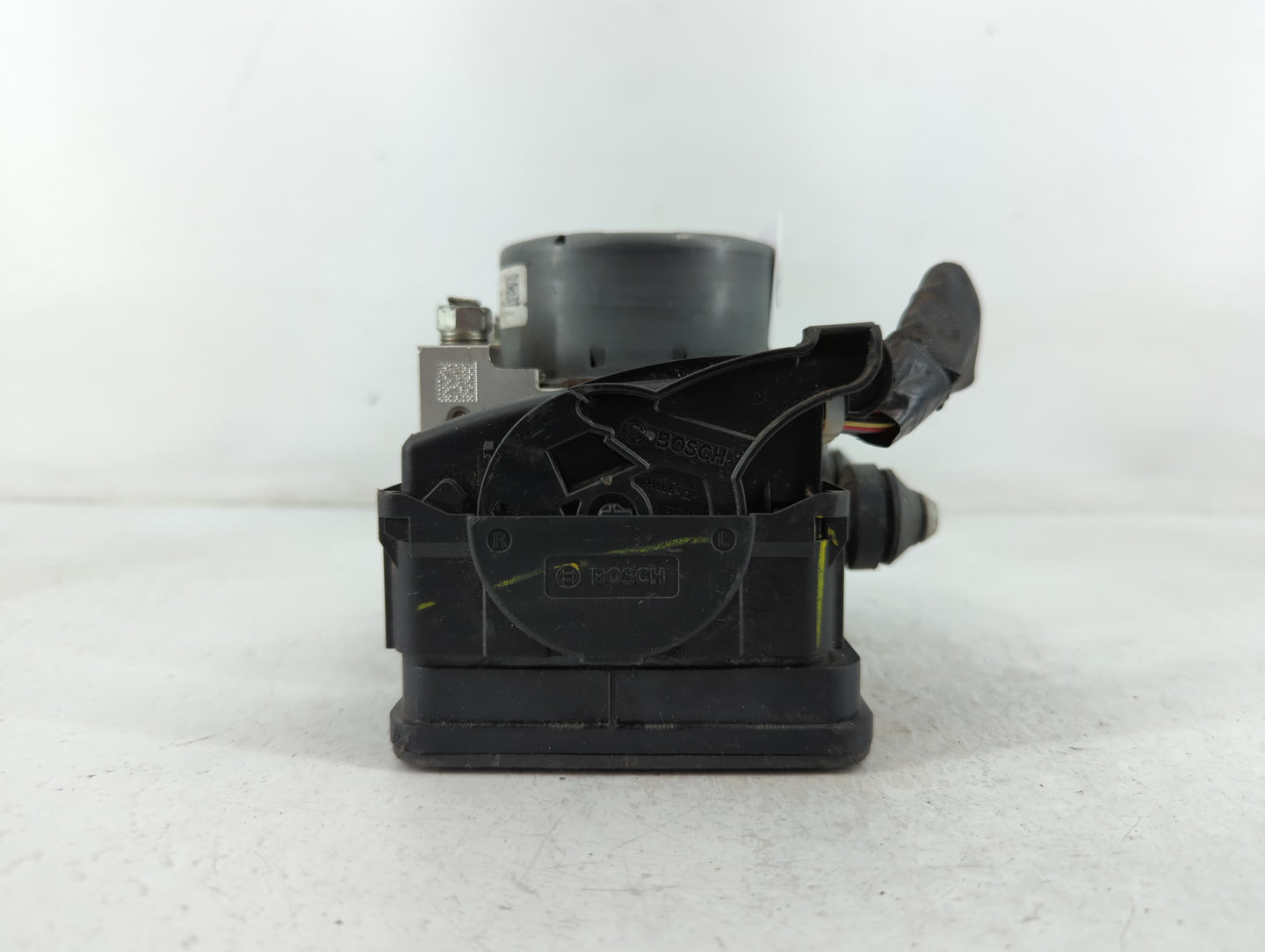 2018 Subaru Legacy ABS Pump Control Module Replacement P/N:27536AL06A Fits OEM Used Auto Parts - Oemusedautoparts1.com