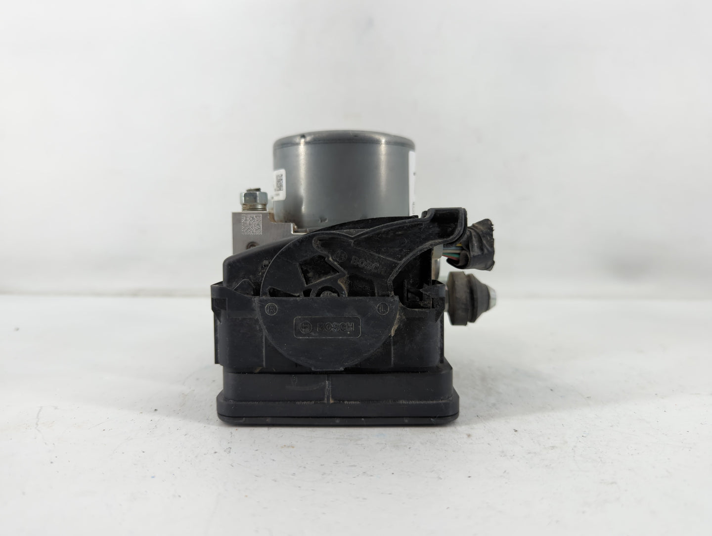 2018 Subaru Legacy ABS Pump Control Module Replacement P/N:27536AL07A Fits OEM Used Auto Parts - Oemusedautoparts1.com