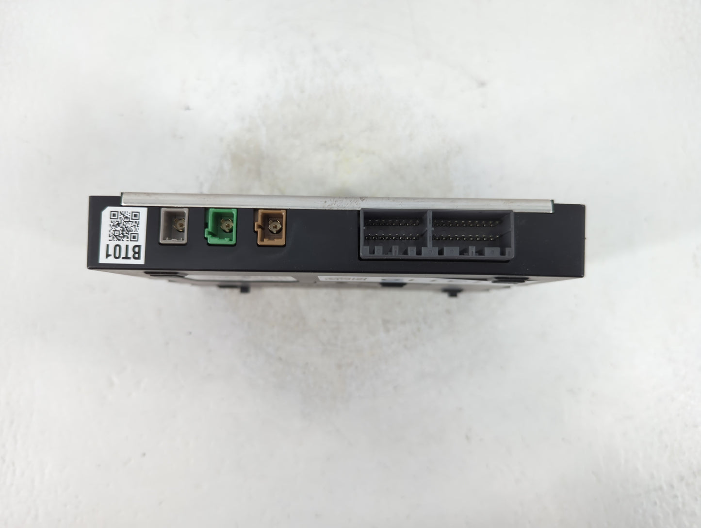 2016-2018 Subaru Legacy Telematics Control Module 86222al01a - Oemusedautoparts1.com