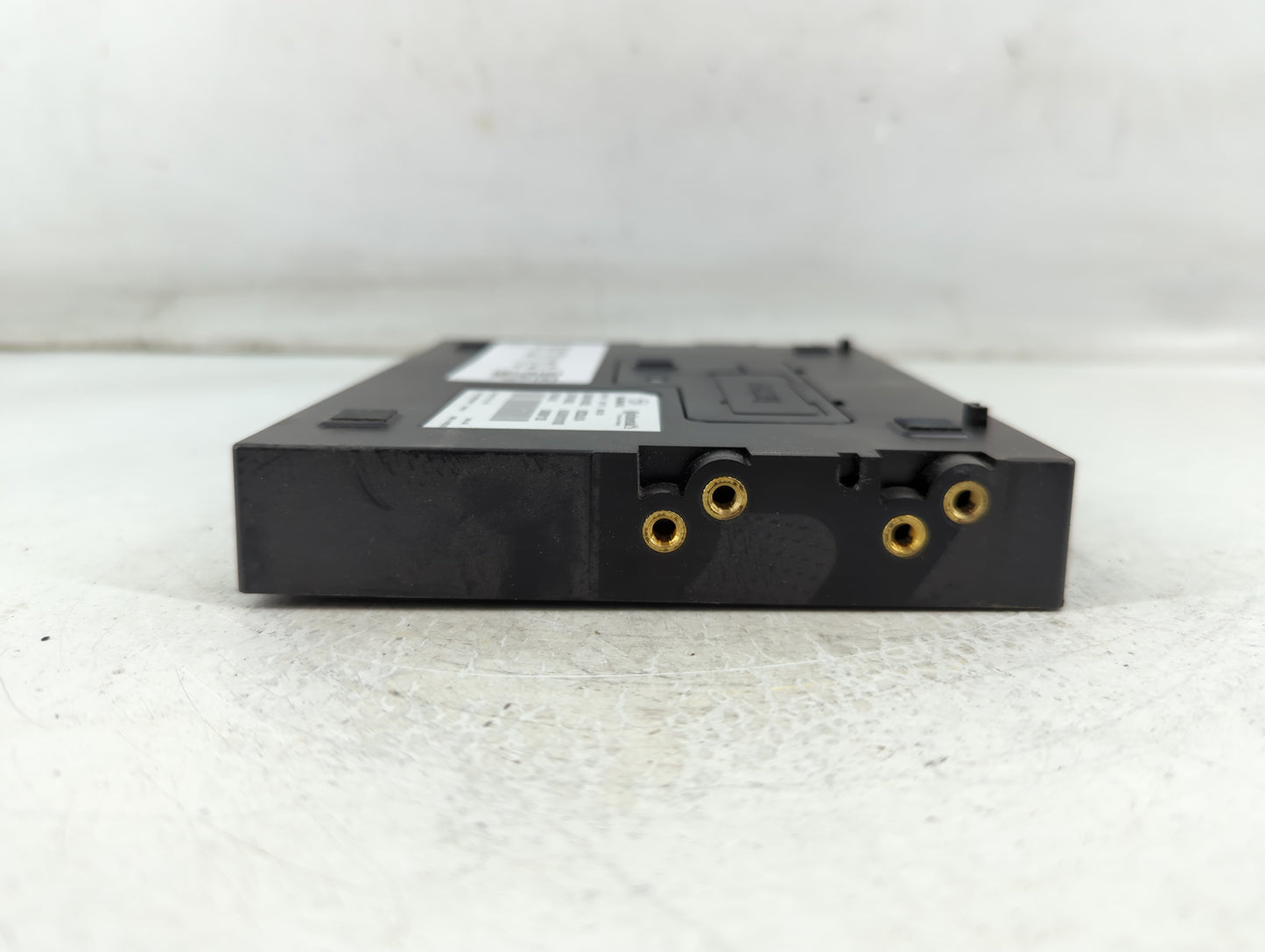 2016-2018 Subaru Legacy Telematics Control Module 86222al01a - Oemusedautoparts1.com
