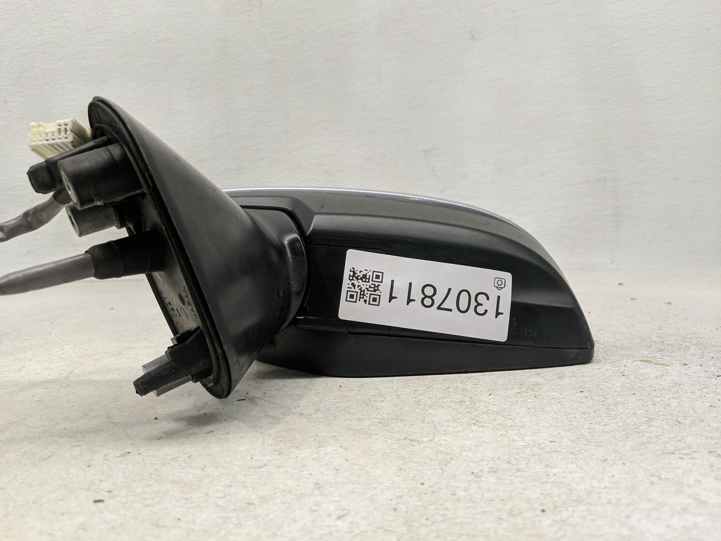 2016-2021 Subaru Wrx Driver Side View Mirror - Left Door Mirror OEM Used - Oemusedautoparts1.com