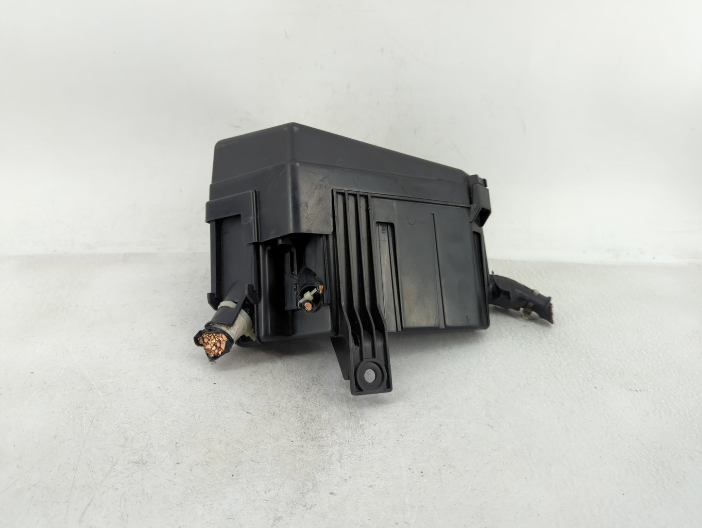 2018 Subaru Xv Fusebox Fuse Box Panel Relay Module Fits OEM Used Auto Parts - Oemusedautoparts1.com