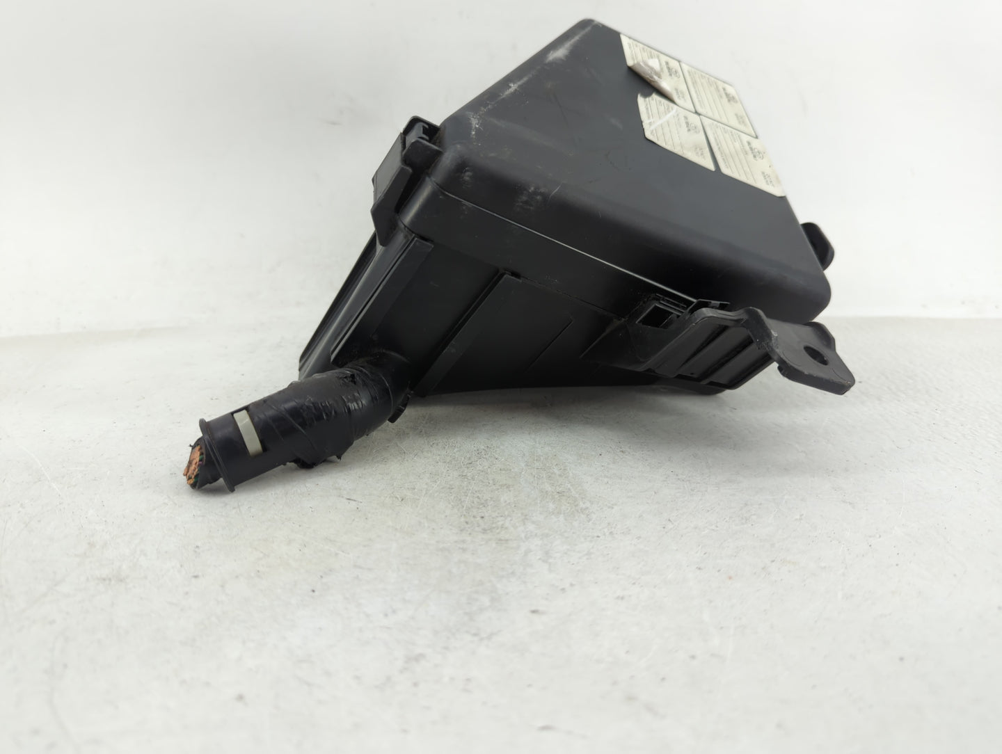 2018 Subaru Xv Fusebox Fuse Box Panel Relay Module Fits OEM Used Auto Parts - Oemusedautoparts1.com