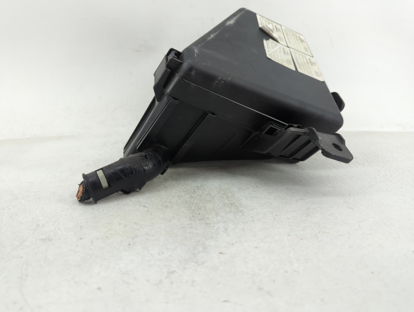 2018 Subaru Xv Fusebox Fuse Box Panel Relay Module Fits OEM Used Auto Parts - Oemusedautoparts1.com