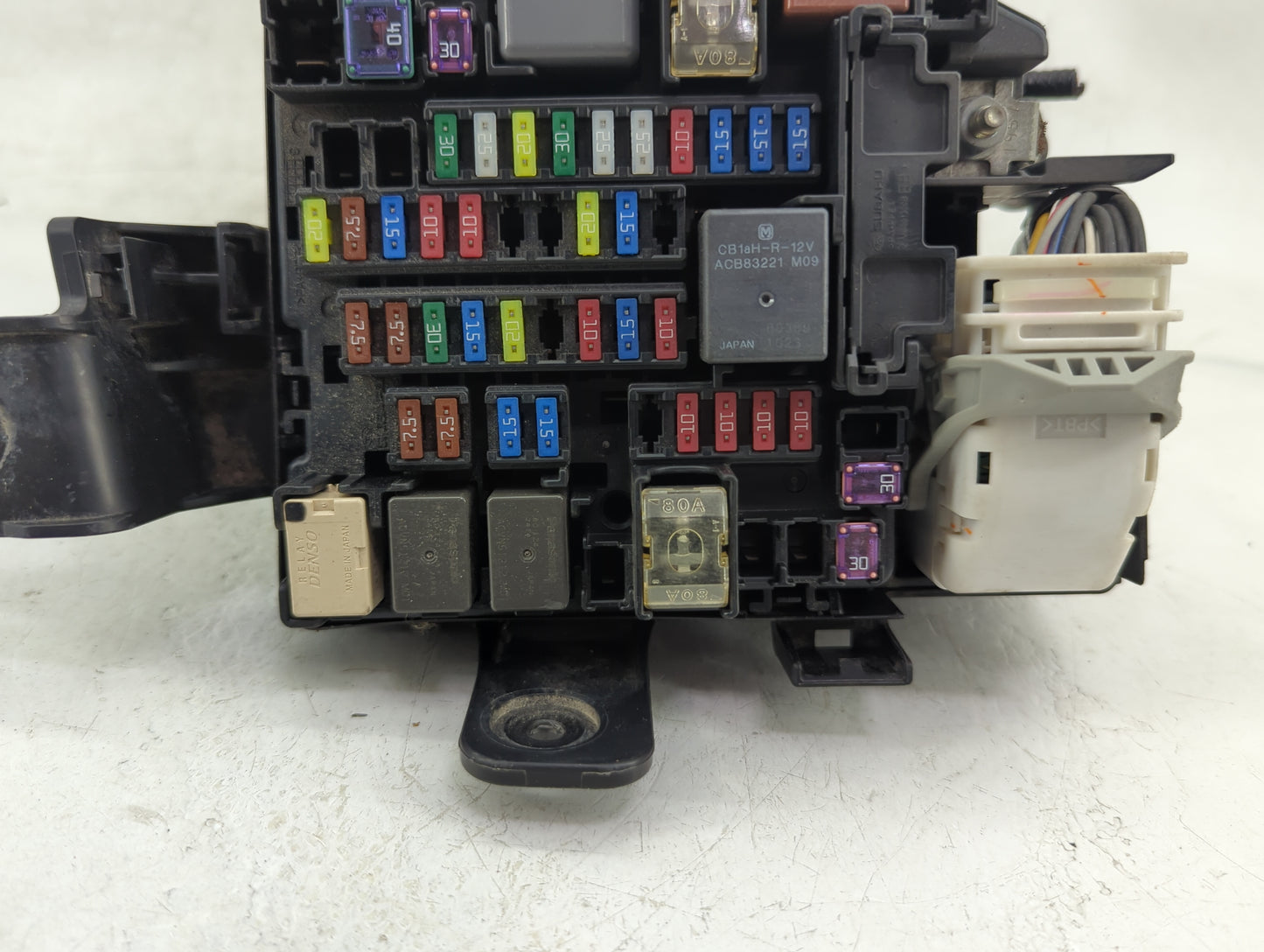 2018 Subaru Xv Fusebox Fuse Box Panel Relay Module P/N:MB504102B Fits OEM Used Auto Parts - Oemusedautoparts1.com
