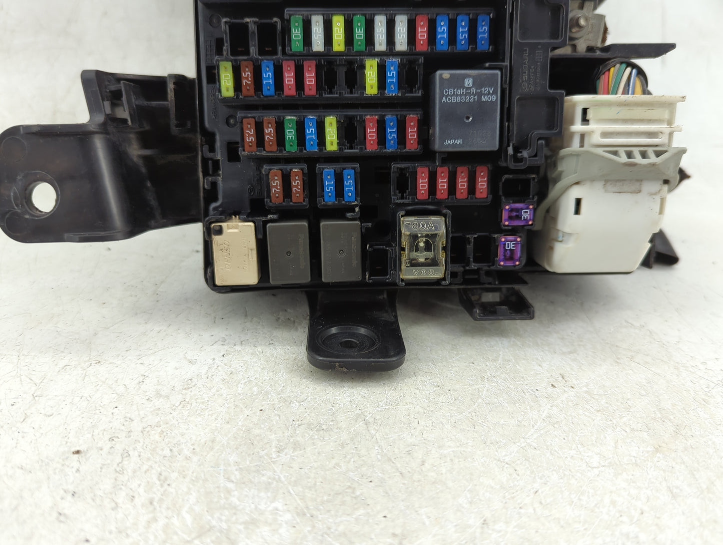 2018 Subaru Xv Fusebox Fuse Box Panel Relay Module P/N:MB504102B Fits OEM Used Auto Parts - Oemusedautoparts1.com