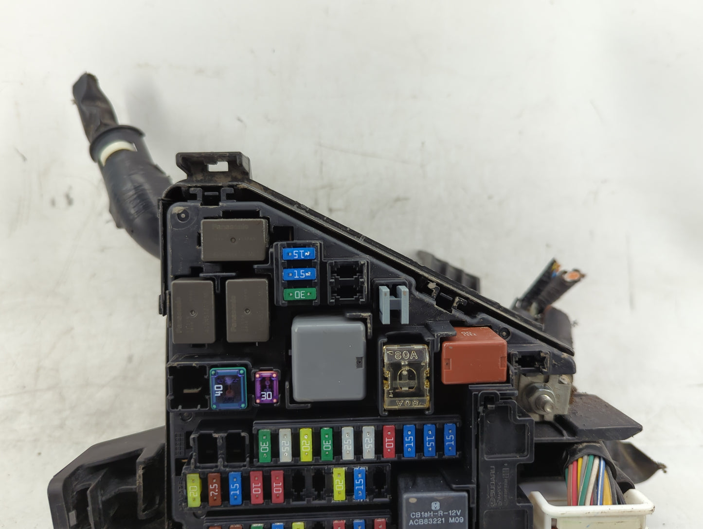 2018 Subaru Xv Fusebox Fuse Box Panel Relay Module P/N:MB504102B Fits OEM Used Auto Parts - Oemusedautoparts1.com