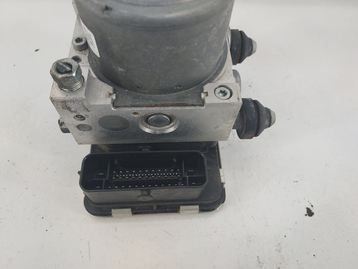 2018 Subaru Xv Anti-Lock Brake ABS Pump Module Actuator OEM P/N:27536FL060 06.2102-4792.4 Fits OEM Used Auto Parts - Oemused