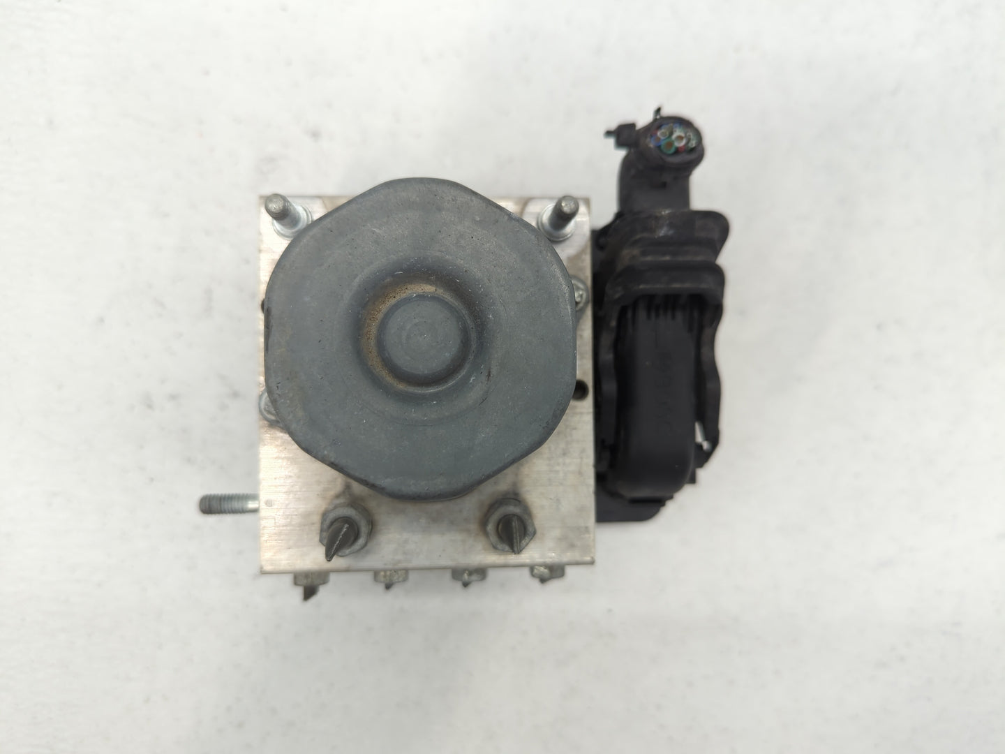 2018 Subaru Xv ABS Pump Control Module Replacement P/N:44540-06080 Fits OEM Used Auto Parts - Oemusedautoparts1.com