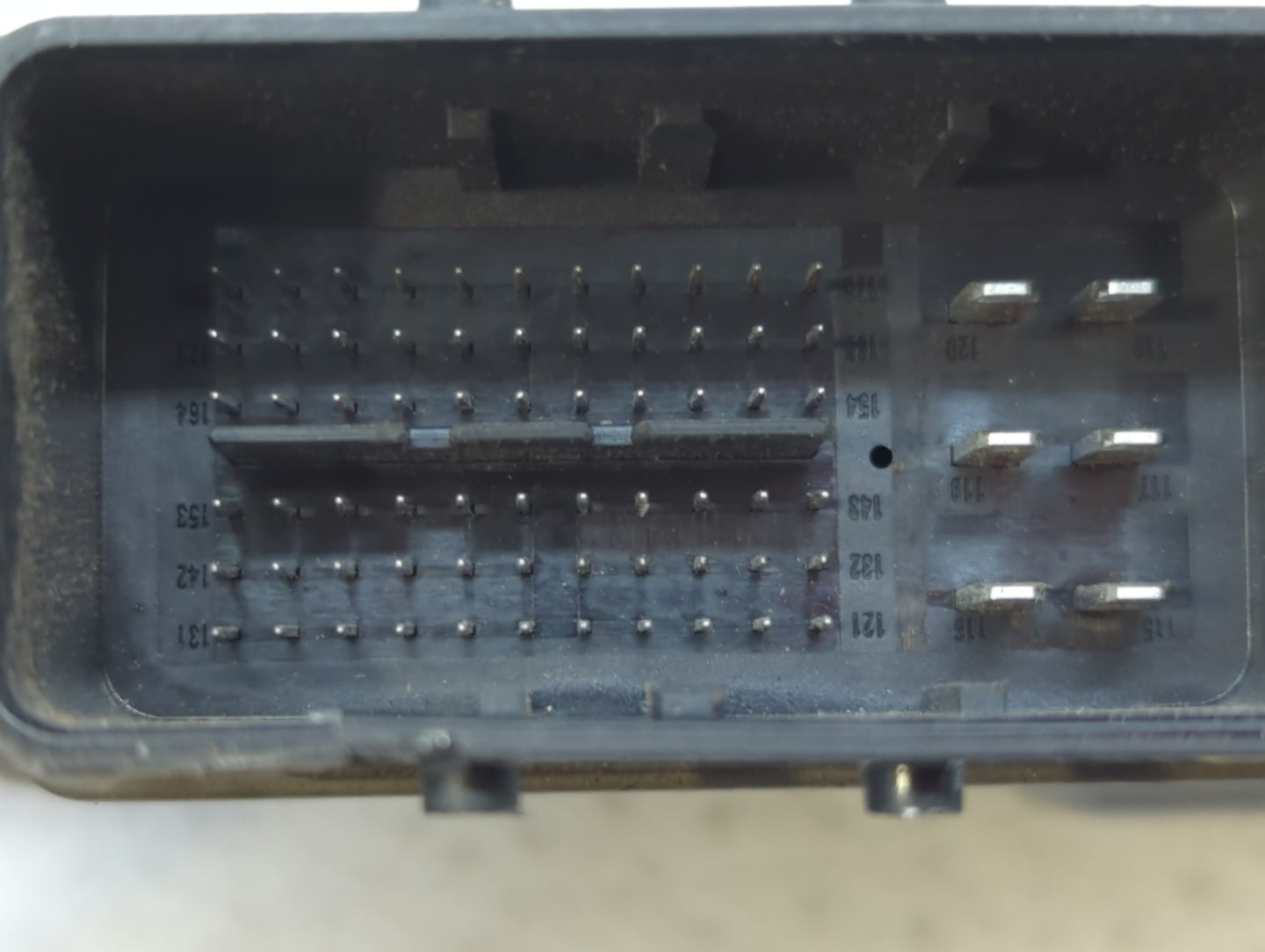 2018 Subaru Xv PCM Engine Control Computer ECU ECM PCU OEM P/N:22765AJ622 22765AJ621, 22765AJ620 Fits OEM Used Auto Parts - 