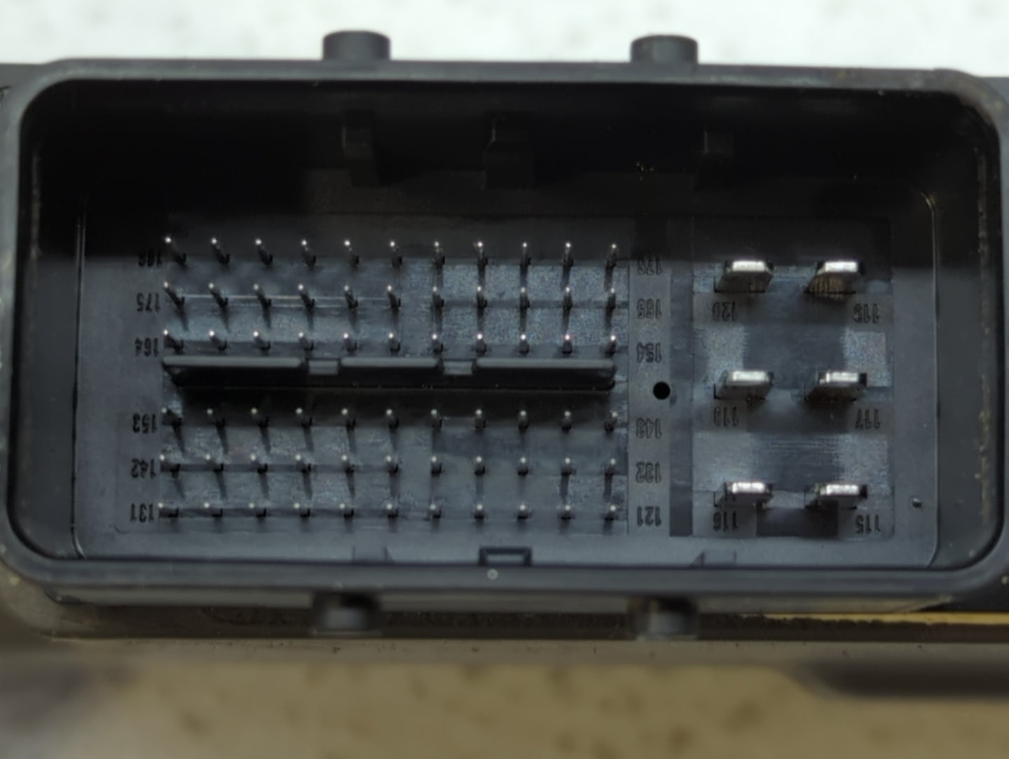 2018 Subaru Xv PCM Engine Control Computer ECU ECM PCU OEM P/N:22765AJ622 22765AJ621, 22765AJ620 Fits OEM Used Auto Parts - 