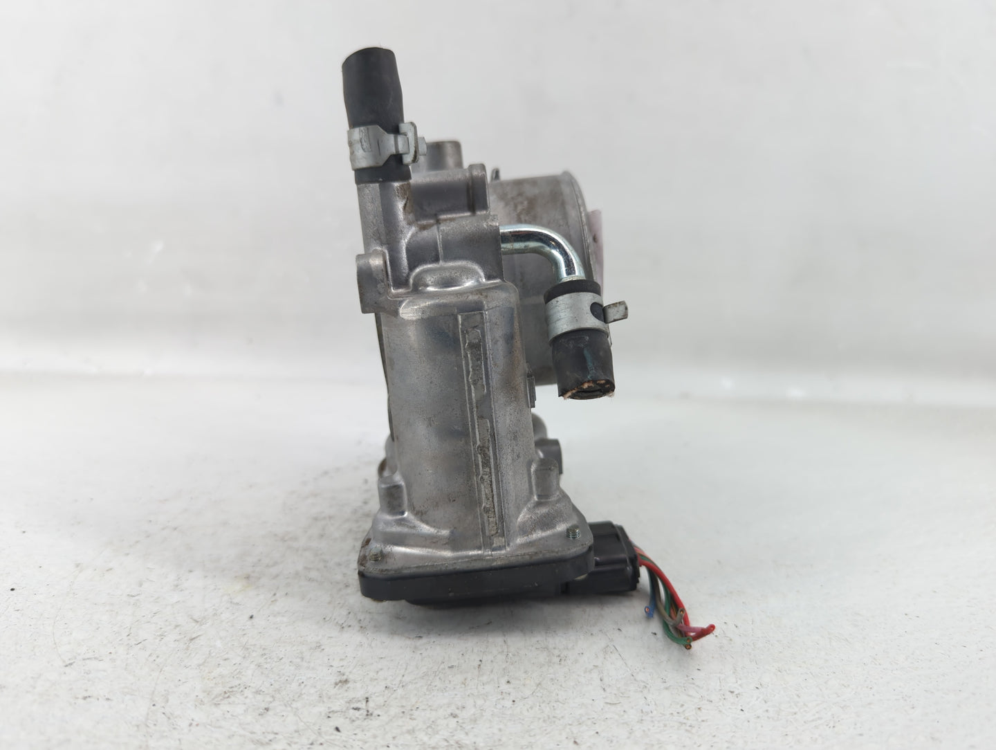 2018 Subaru Xv Throttle Body P/N:16112AA70 Fits Fits 2017 2019 2020 2021 2022 OEM Used Auto Parts - Oemusedautoparts1.com