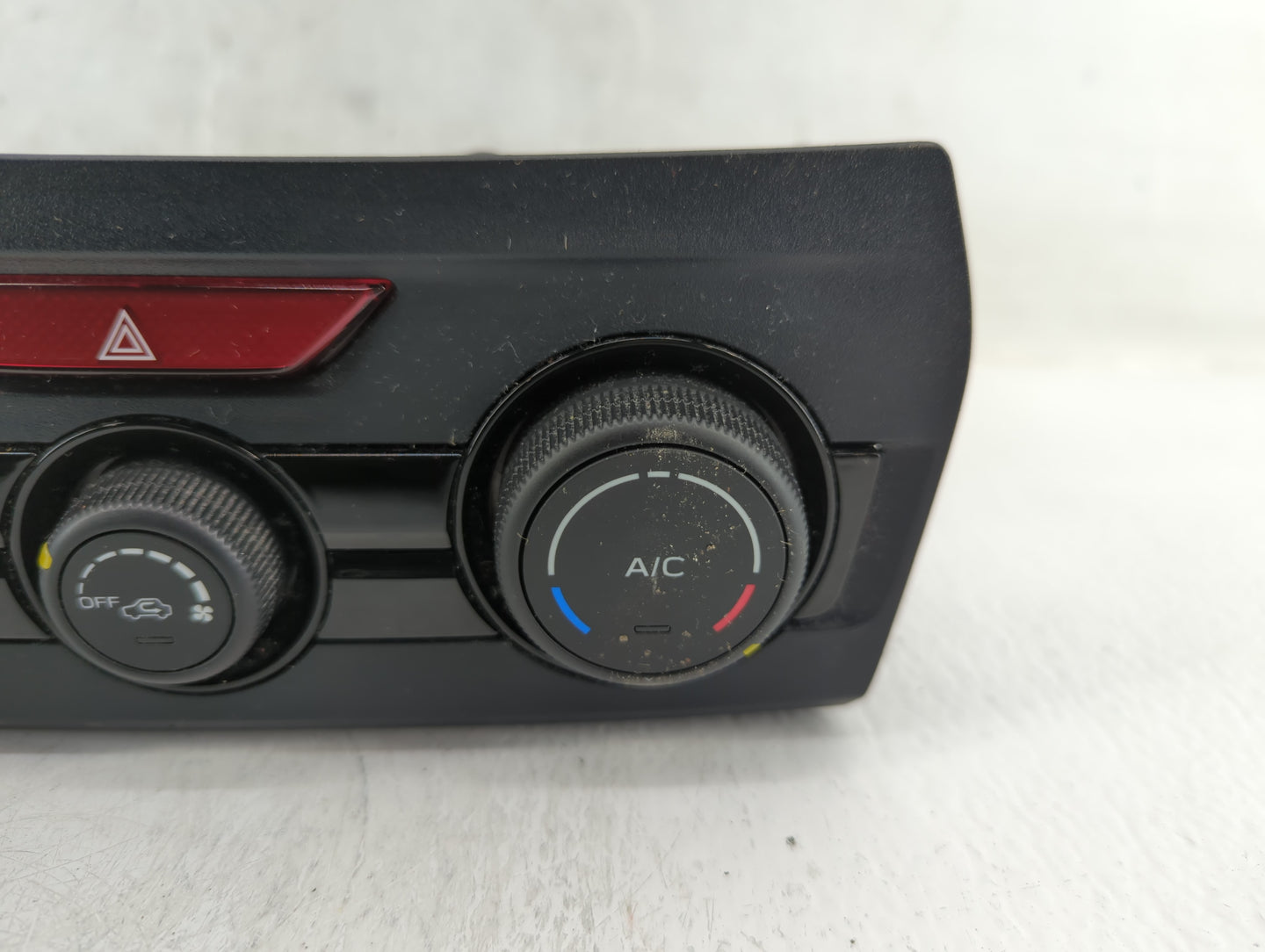 2018 Subaru Xv Climate Control Module Temperature AC/Heater Replacement P/N:72311FL510 Fits OEM Used Auto Parts - Oemusedaut