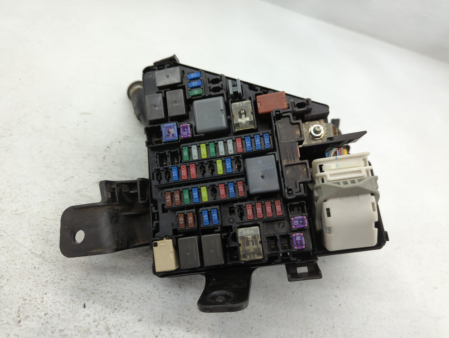 2018 Subaru Xv Fusebox Fuse Box Panel Relay Module P/N:MB504100B Fits OEM Used Auto Parts - Oemusedautoparts1.com