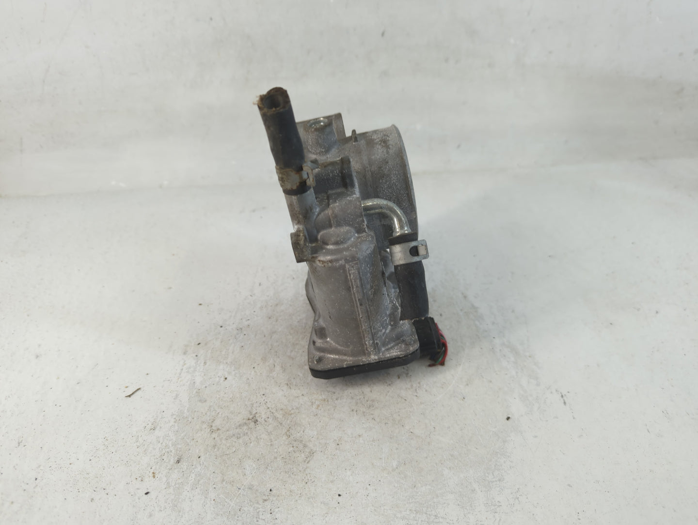 2018 Subaru Xv Throttle Body P/N:16112AA470 Fits Fits 2017 2019 2020 2021 2022 OEM Used Auto Parts - Oemusedautoparts1.com