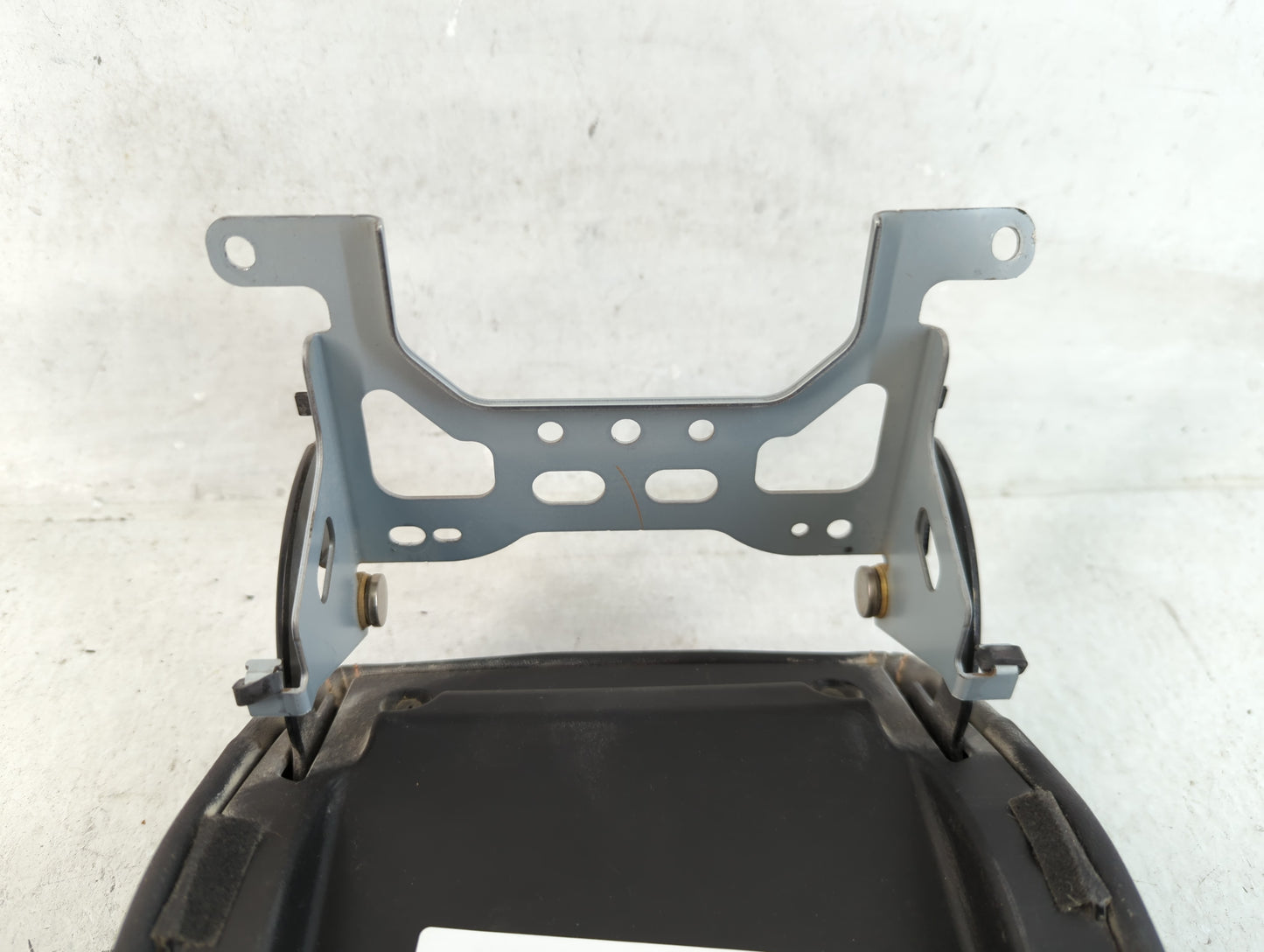 2018 Subaru Xv Center Console Armrest Cover Lid Fits OEM Used Auto Parts - Oemusedautoparts1.com