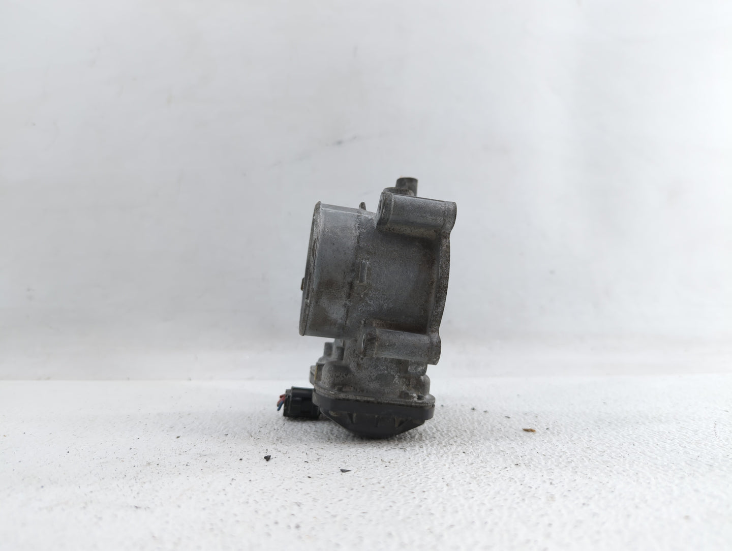 2018 Subaru Xv Crosstrek Throttle Body P/N:16112AA470 Fits Fits 2017 OEM Used Auto Parts - Oemusedautoparts1.com