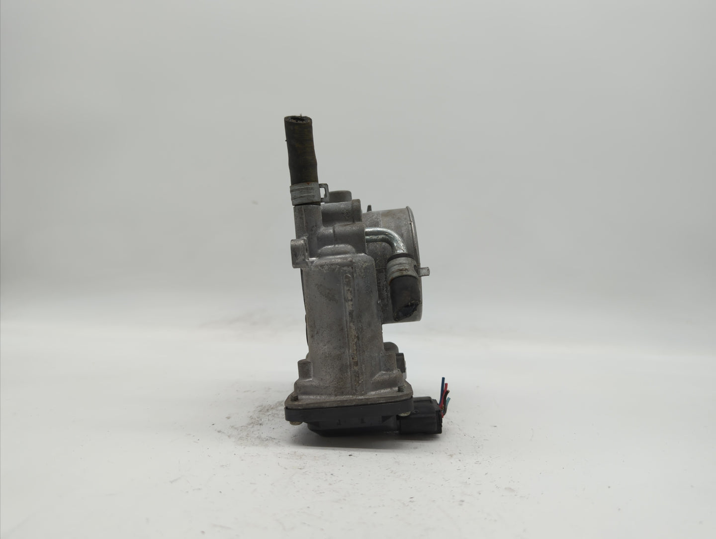 2018 Subaru Xv Crosstrek Throttle Body P/N:16112AA470 Fits Fits 2017 OEM Used Auto Parts - Oemusedautoparts1.com