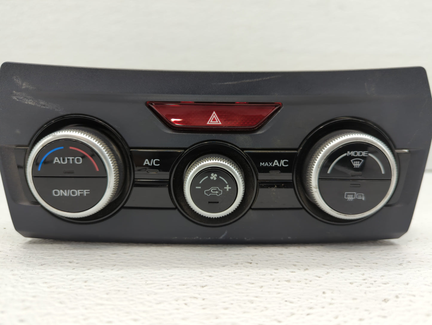 2018 Subaru Xv Crosstrek Climate Control Module Temperature AC/Heater Replacement P/N:72311FL710 Fits OEM Used Auto Parts - 