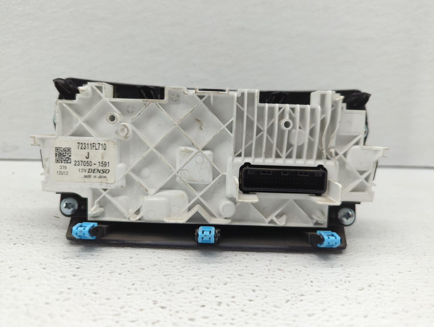 2018 Subaru Xv Crosstrek Climate Control Module Temperature AC/Heater Replacement P/N:72311FL710 Fits OEM Used Auto Parts - 