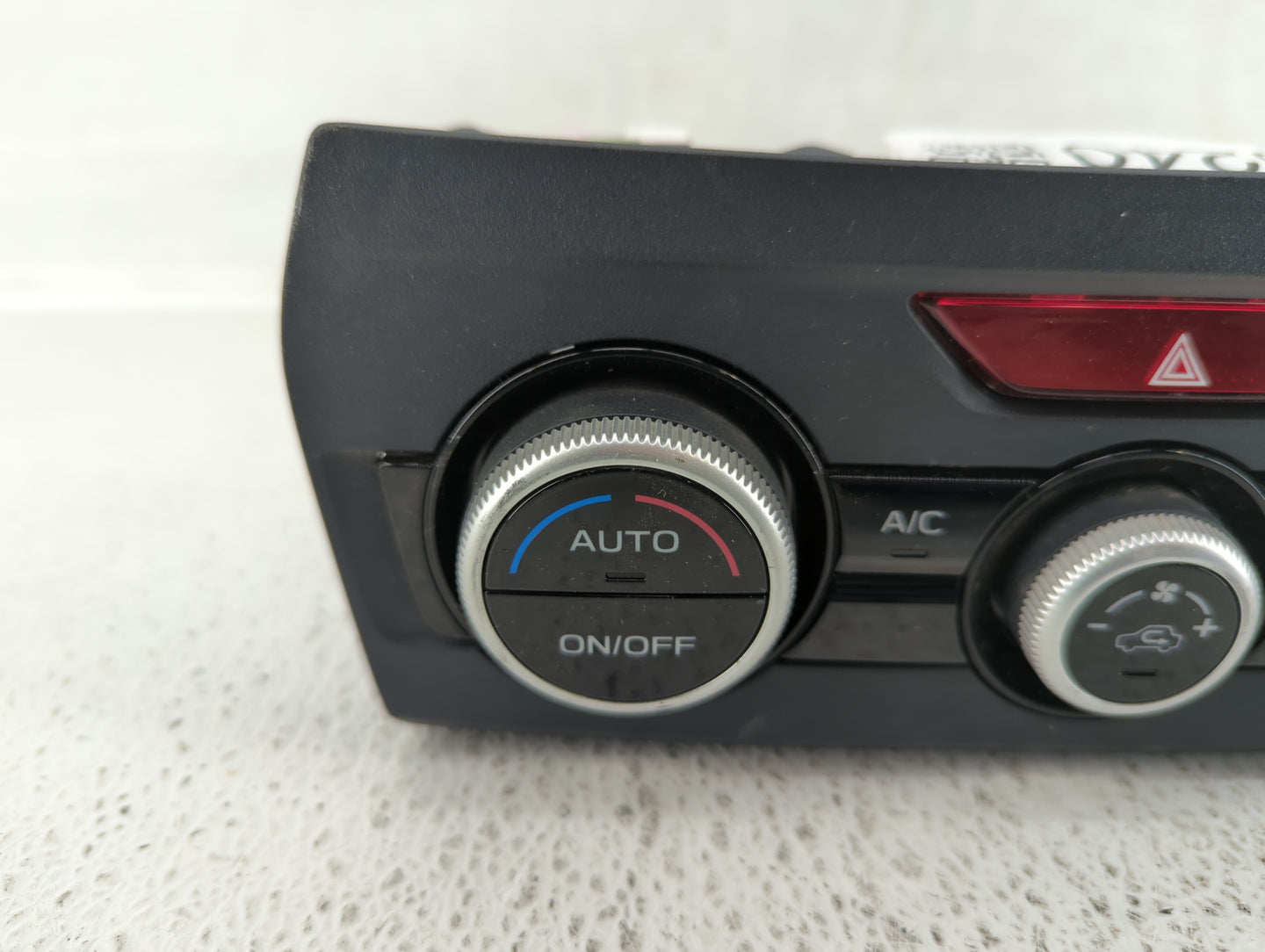 2018 Subaru Xv Crosstrek Climate Control Module Temperature AC/Heater Replacement P/N:72311FL710 Fits OEM Used Auto Parts - 