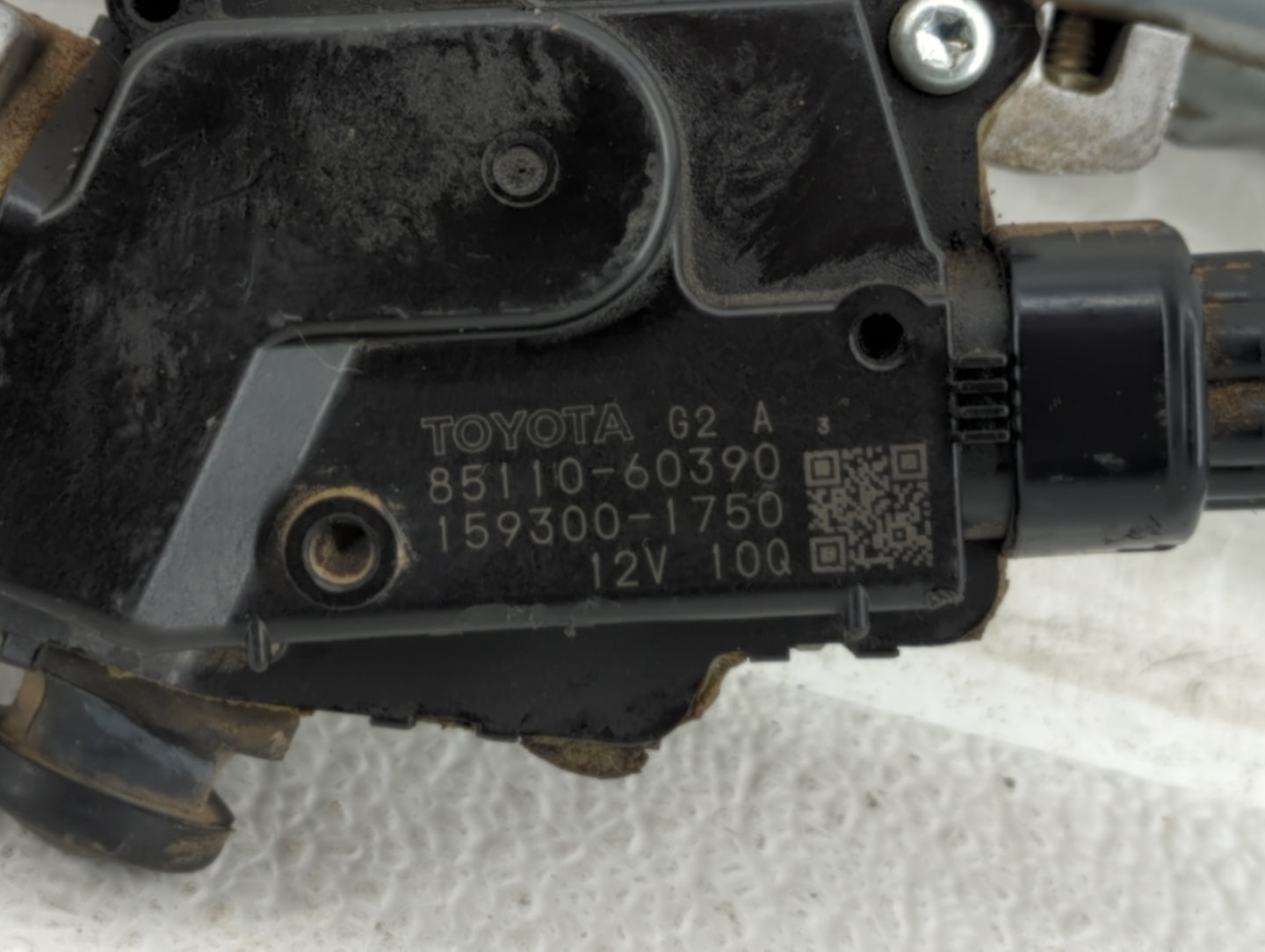 2010-2022 Toyota 4runner Front Windshield Wiper Motor P/N:85110-60390 Fits OEM Used Auto Parts - Oemusedautoparts1.com