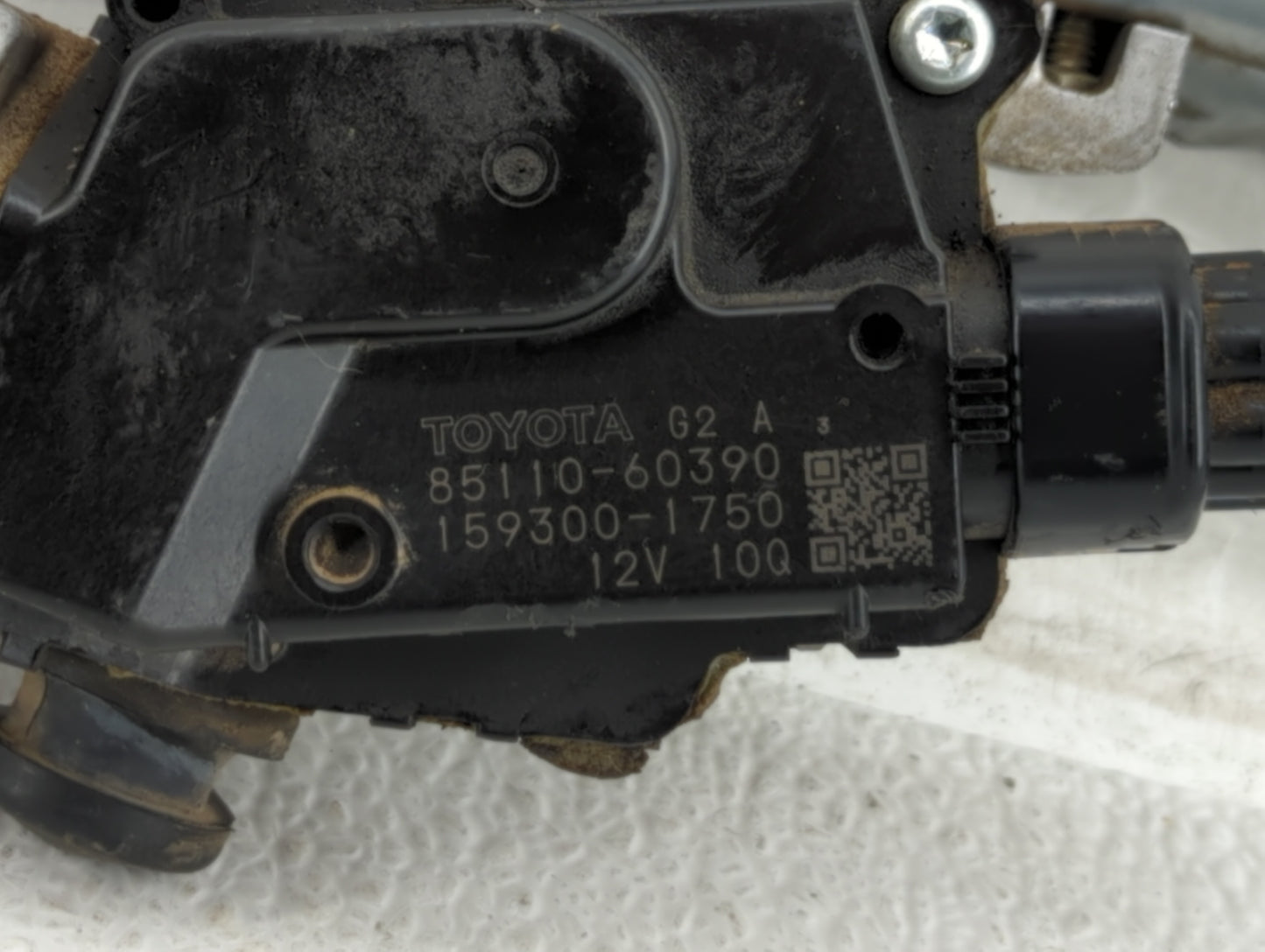 2010-2022 Toyota 4runner Front Windshield Wiper Motor P/N:85110-60390 Fits OEM Used Auto Parts - Oemusedautoparts1.com