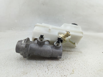 2018-2022 Toyota C-hr Brake Master Cylinder