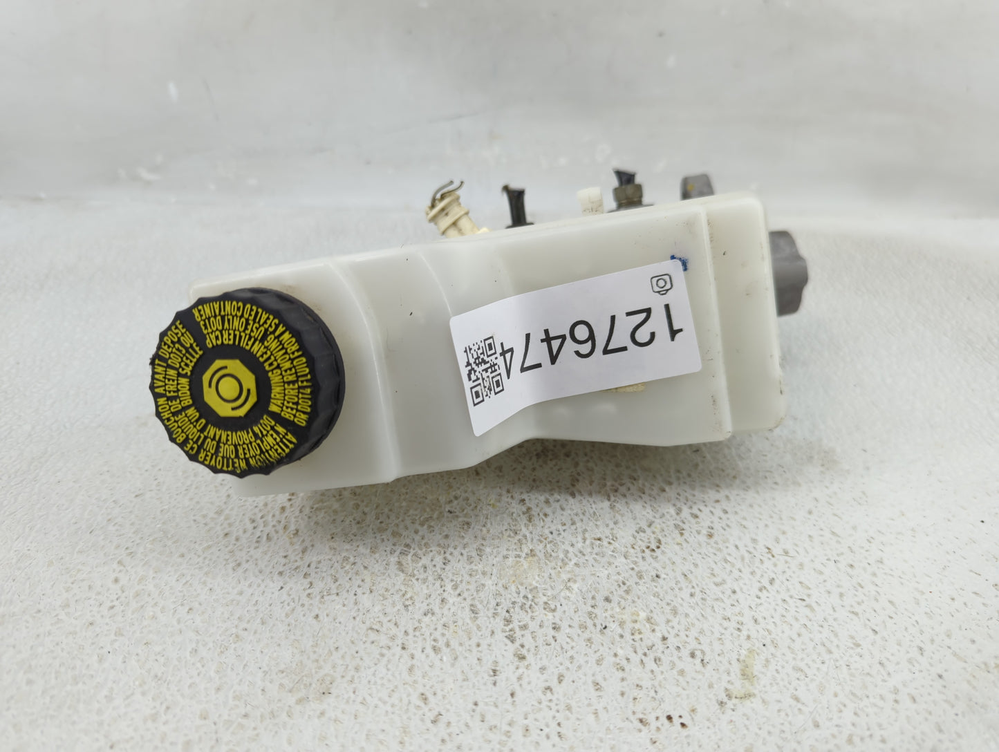 2018-2022 Toyota C-hr Brake Master Cylinder - Oemusedautoparts1.com
