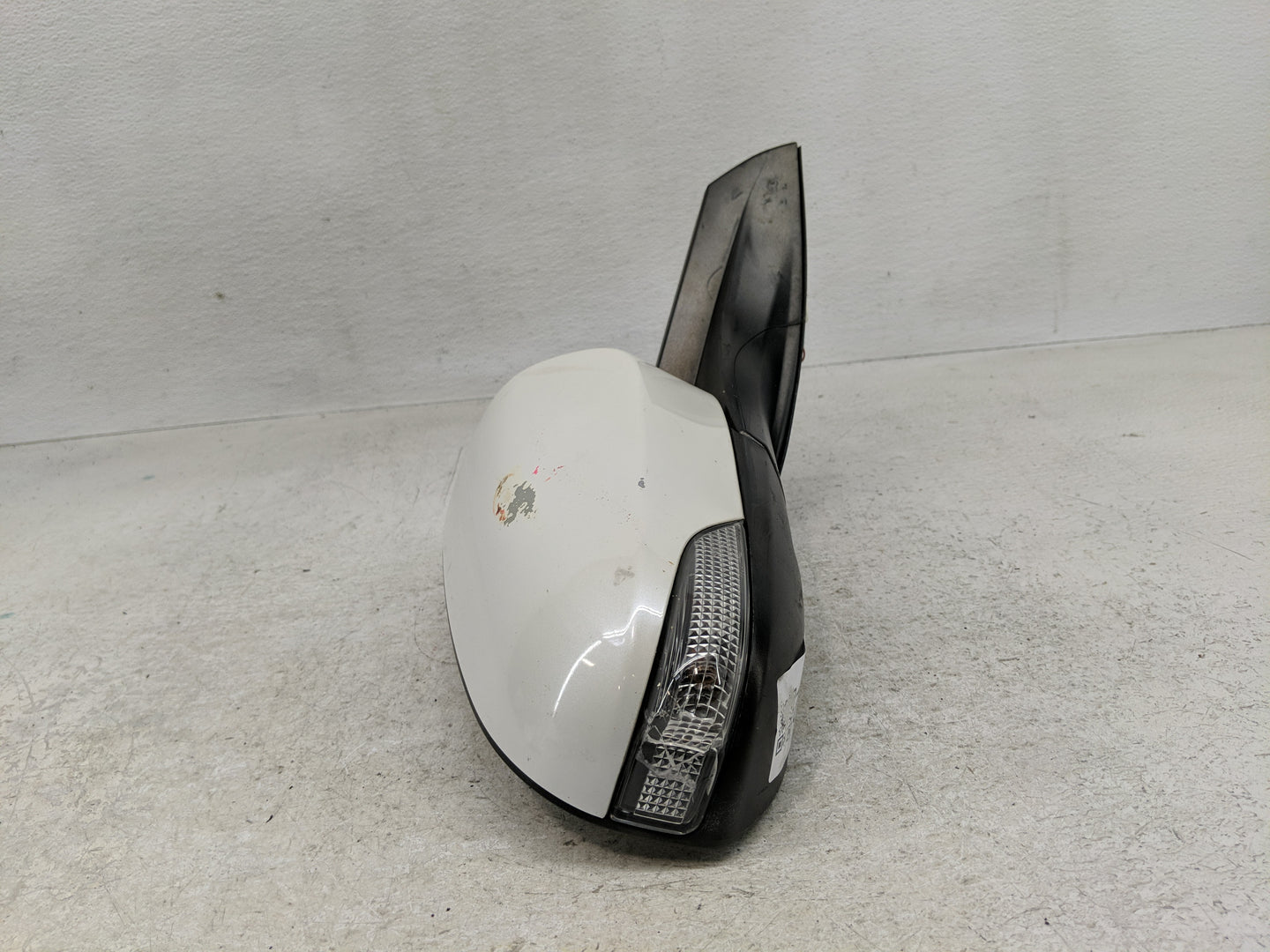 2018 Toyota C-Hr Passenger Side View Mirror - Right Door Mirror OEM Used - Oemusedautoparts1.com