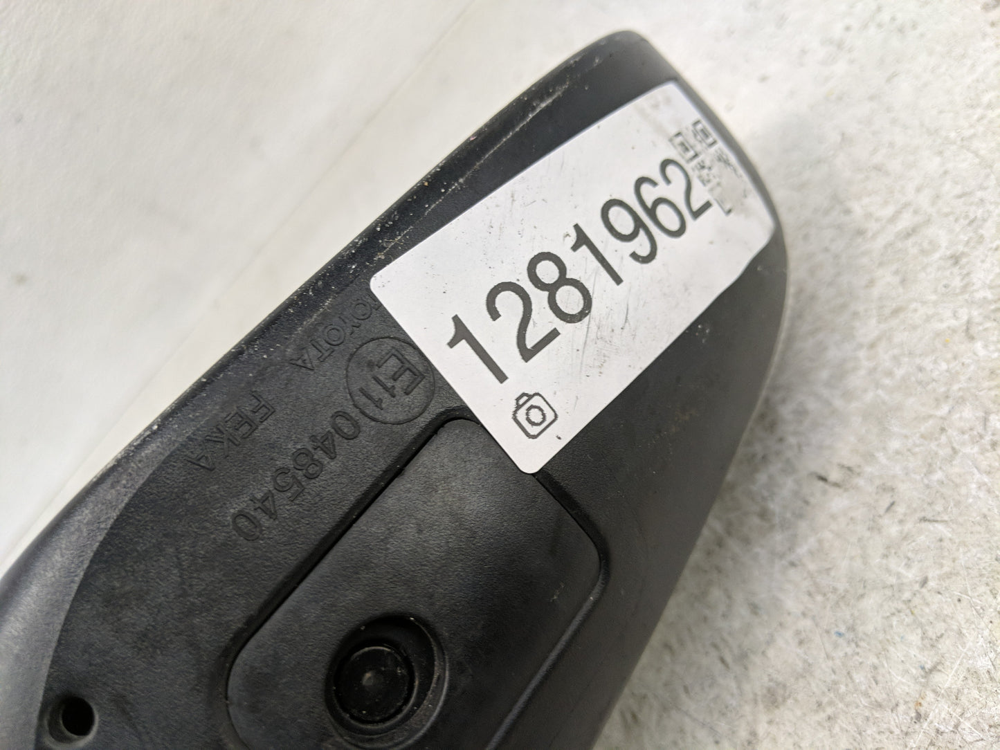 2018 Toyota C-Hr Side Mirror Replacement Passenger Right View Door Mirror P/N:E11048540 Fits OEM Used Auto Parts - Oemusedau