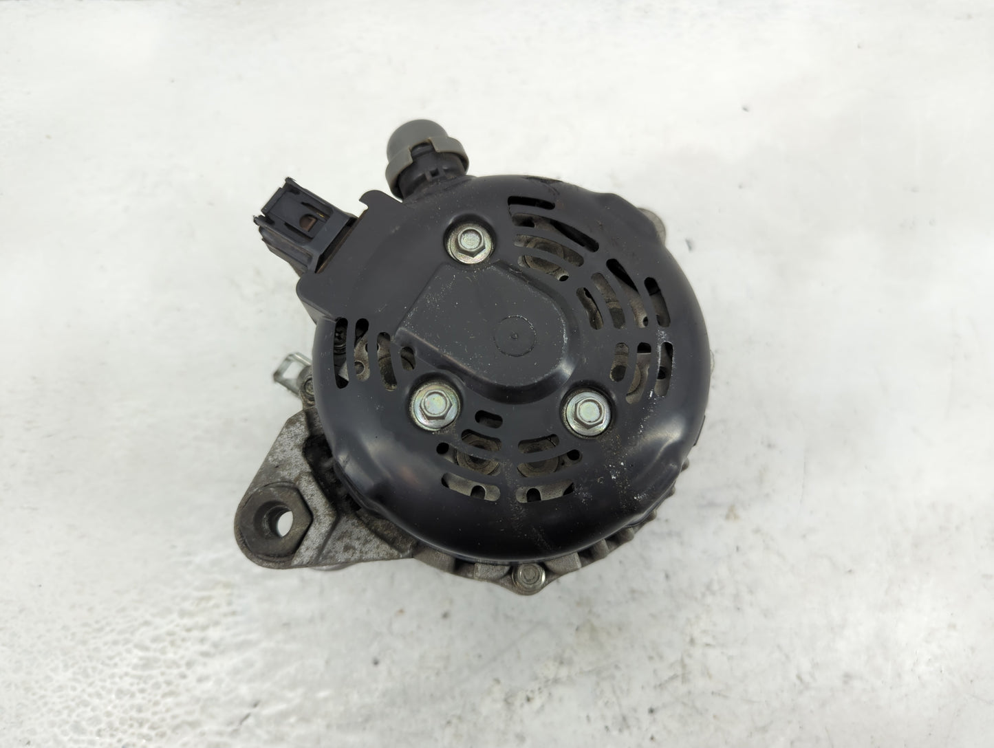 2018-2022 Toyota C-Hr Alternator Replacement Generator Charging Assembly Engine OEM P/N:2706037250 Fits OEM Used Auto Parts 