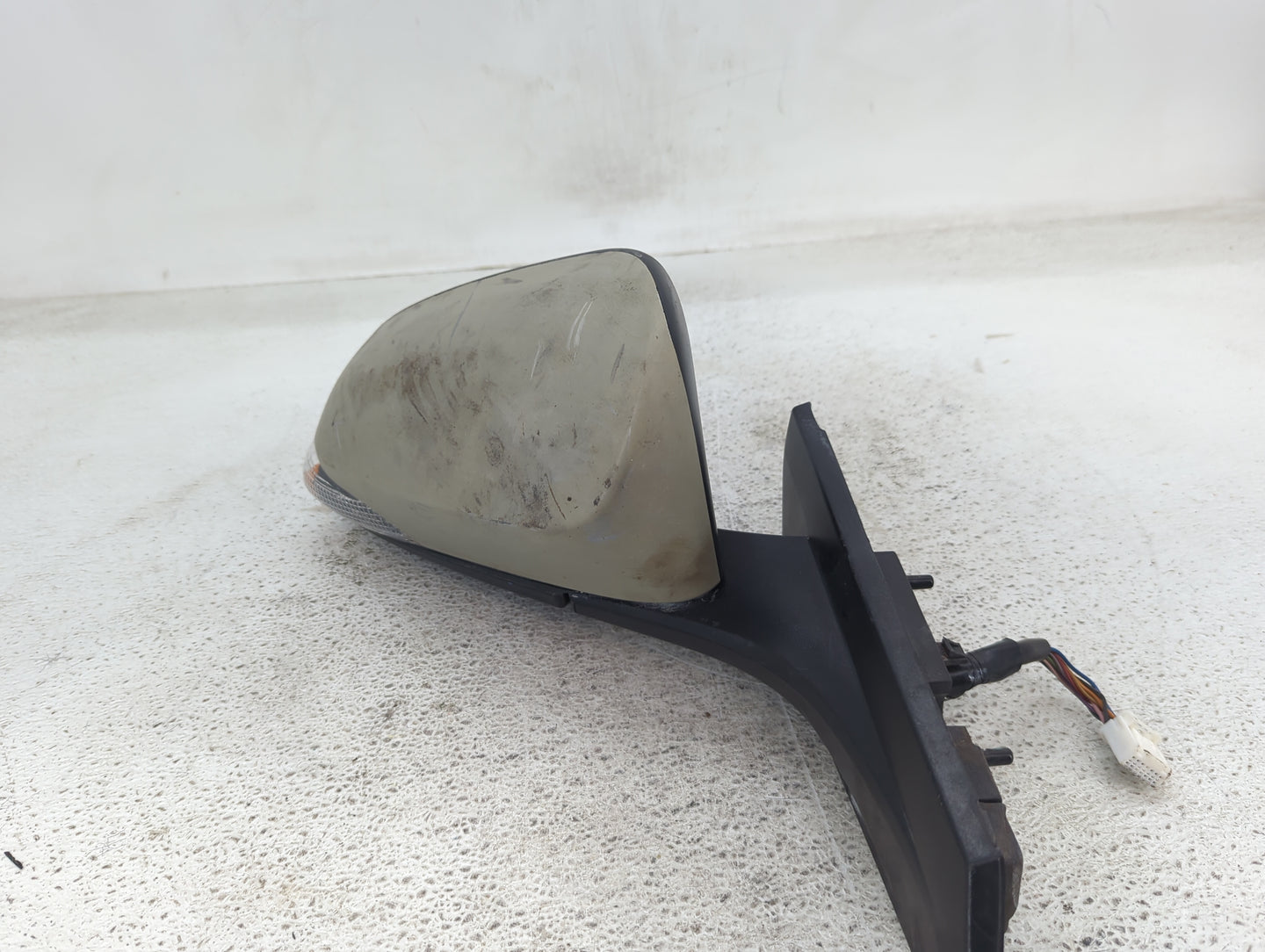 2018 Toyota C-Hr Passenger Side View Mirror - Right Door Mirror OEM Used - Oemusedautoparts1.com