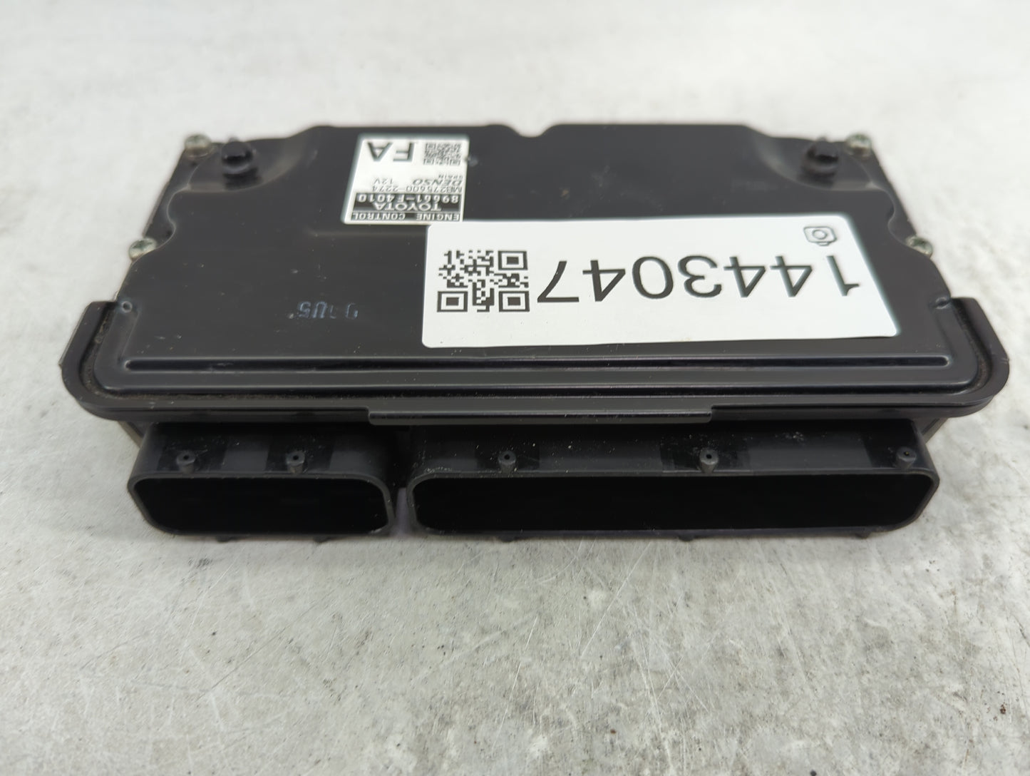 2018 Toyota C-Hr PCM Engine Control Computer ECU ECM PCU OEM P/N:89661-F4010 MB275600-2274 Fits OEM Used Auto Parts - Oemuse