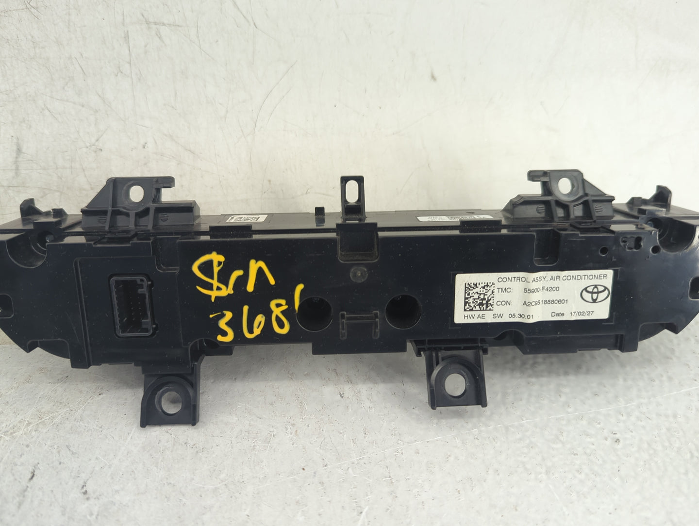 2018-2019 Toyota C-Hr Climate Control Module Temperature AC/Heater Replacement P/N:55900-F4200 A2C9518880601 Fits Fits 2018 