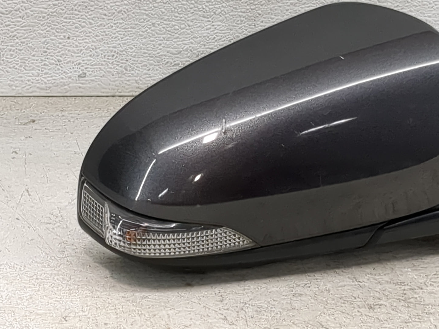 2018 Toyota C-Hr Passenger Side View Mirror - Right Door Mirror OEM Used - Oemusedautoparts1.com