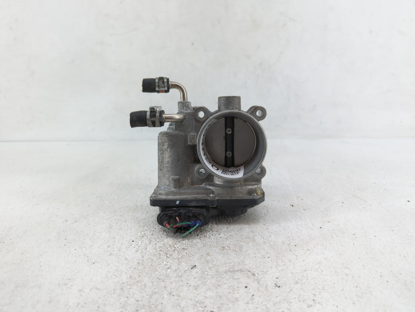 2018 Toyota C-Hr Throttle Body P/N:22030-0P050 22030-0T130, 22030-37040 Fits Fits 2013 2014 OEM Used Auto Parts - Oemusedaut