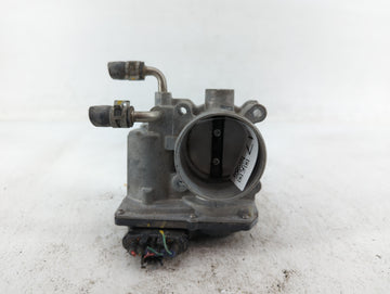 2018-2022 Toyota C-Hr Throttle Body P/N:22030-0P050 22030-0T130, 22030-37040 Fits Fits 2013 2014 2018 2019 2020 2021 2022 OE