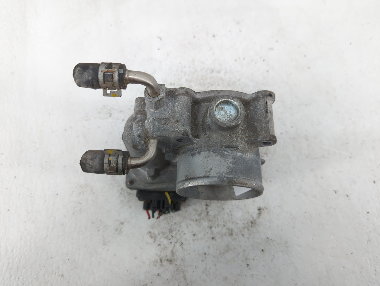 2018-2022 Toyota C-Hr Throttle Body P/N:22030-0P050 22030-0T130, 22030-37040 Fits Fits 2013 2014 2018 2019 2020 2021 2022 OE